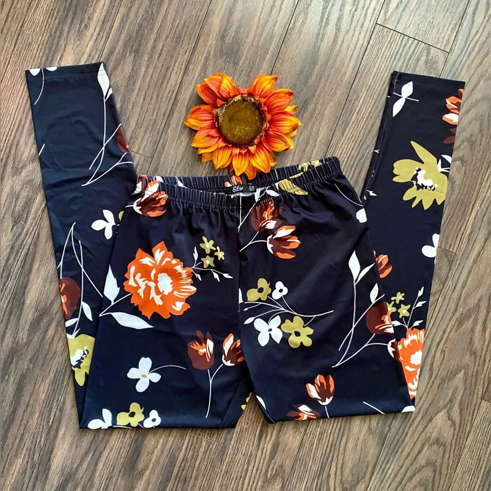 🌻5/$25🌻LILY by FIRMIANA Black Floral Elastic Banded Pants | S/M |